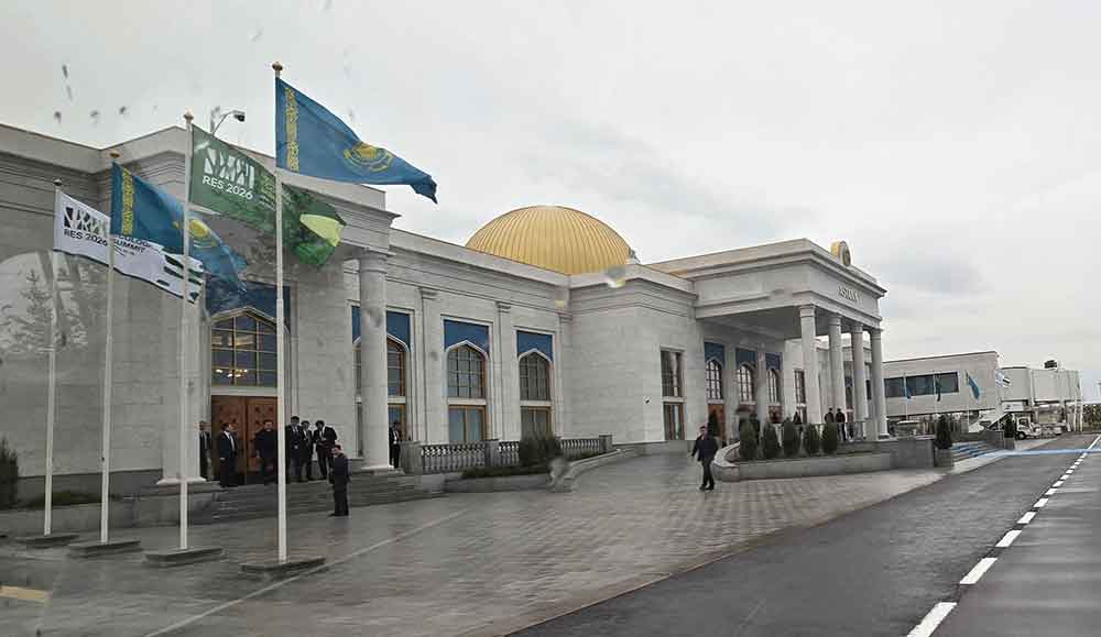 https://tds.gov.tm/assets/news/turkmenistanyn-prezidenti-astana-geldi-23-04-2026-09-50-49/MnWEitkBTZ.jpg
