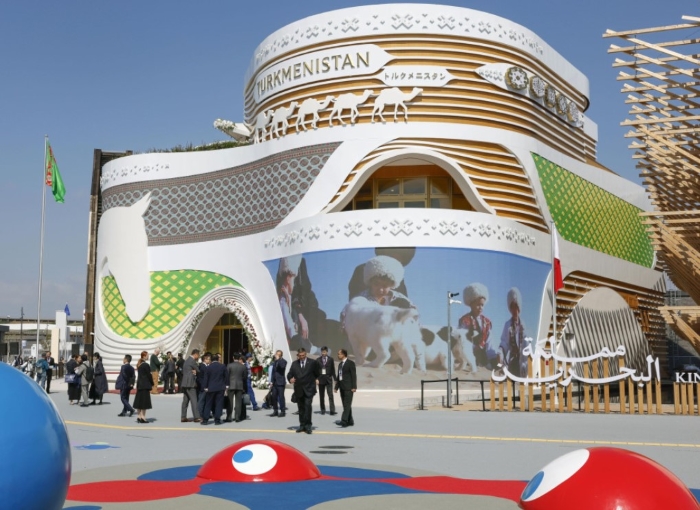 https://tds.gov.tm/assets/news/turkmenistanyn-prezidenti-serdar-berdimuhamedow-ekspo-2025-sergisinde-turkmenistanyn-milli-guni-mynasybetli-dabaraly-carelere-gatnasdy-04-08-2025-13-00-00/iMspx5qjIo.jpg